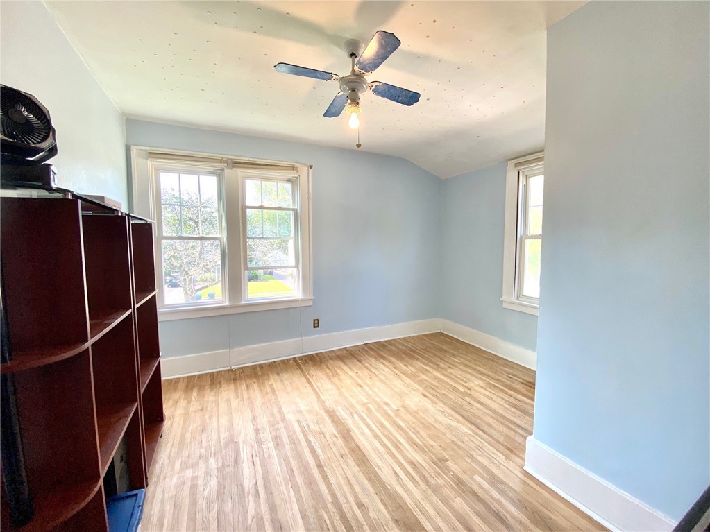 256 Scholfield Road Irondequoit, NY 14617 - Photo 19 of 32