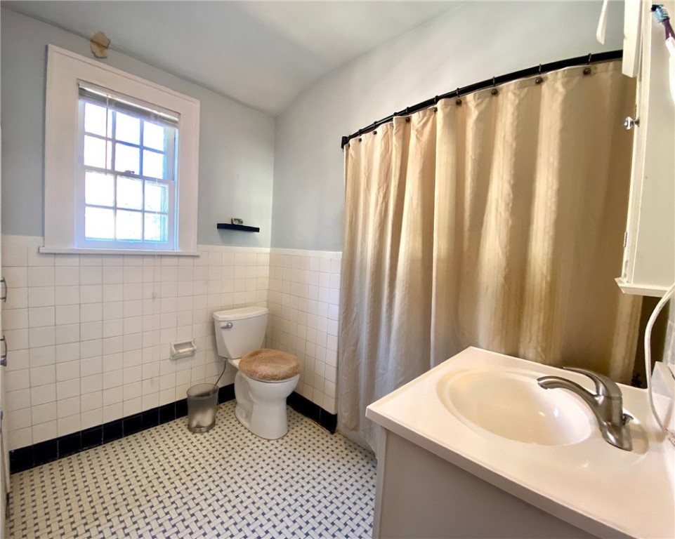 256 Scholfield Road Irondequoit, NY 14617 - Photo 25 of 32