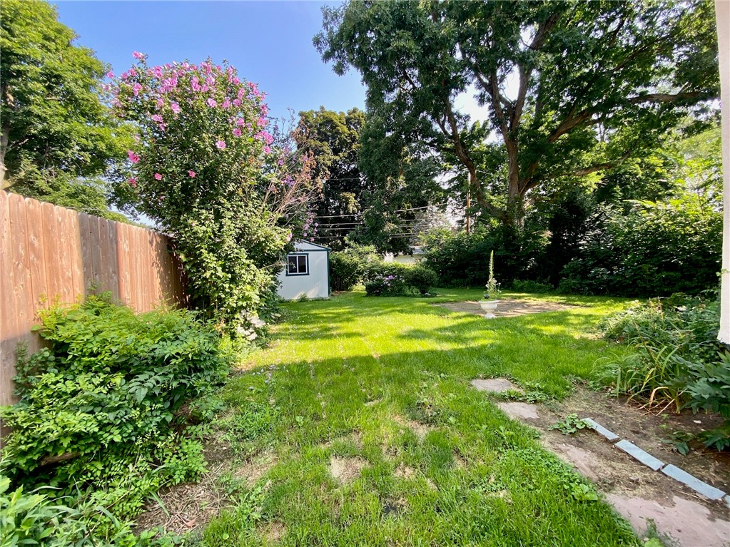 256 Scholfield Road Irondequoit, NY 14617 - Photo 32 of 32