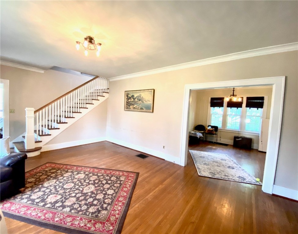 256 Scholfield Road Irondequoit, NY 14617 - Photo 8 of 32