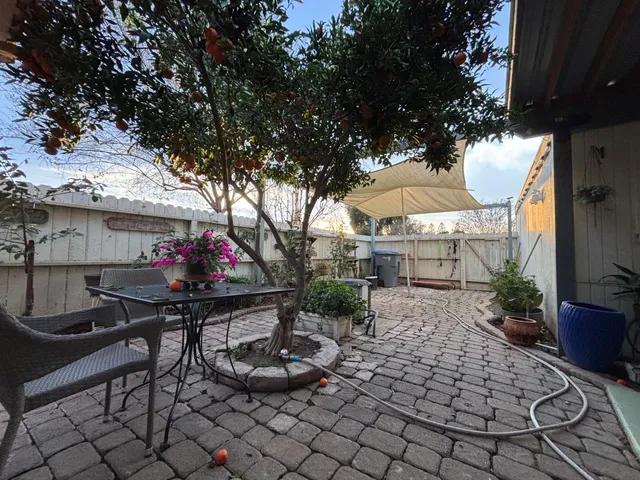 $315,000 | 4902 North Sequoia Drive, Unit 104, Fresno, CA 93705