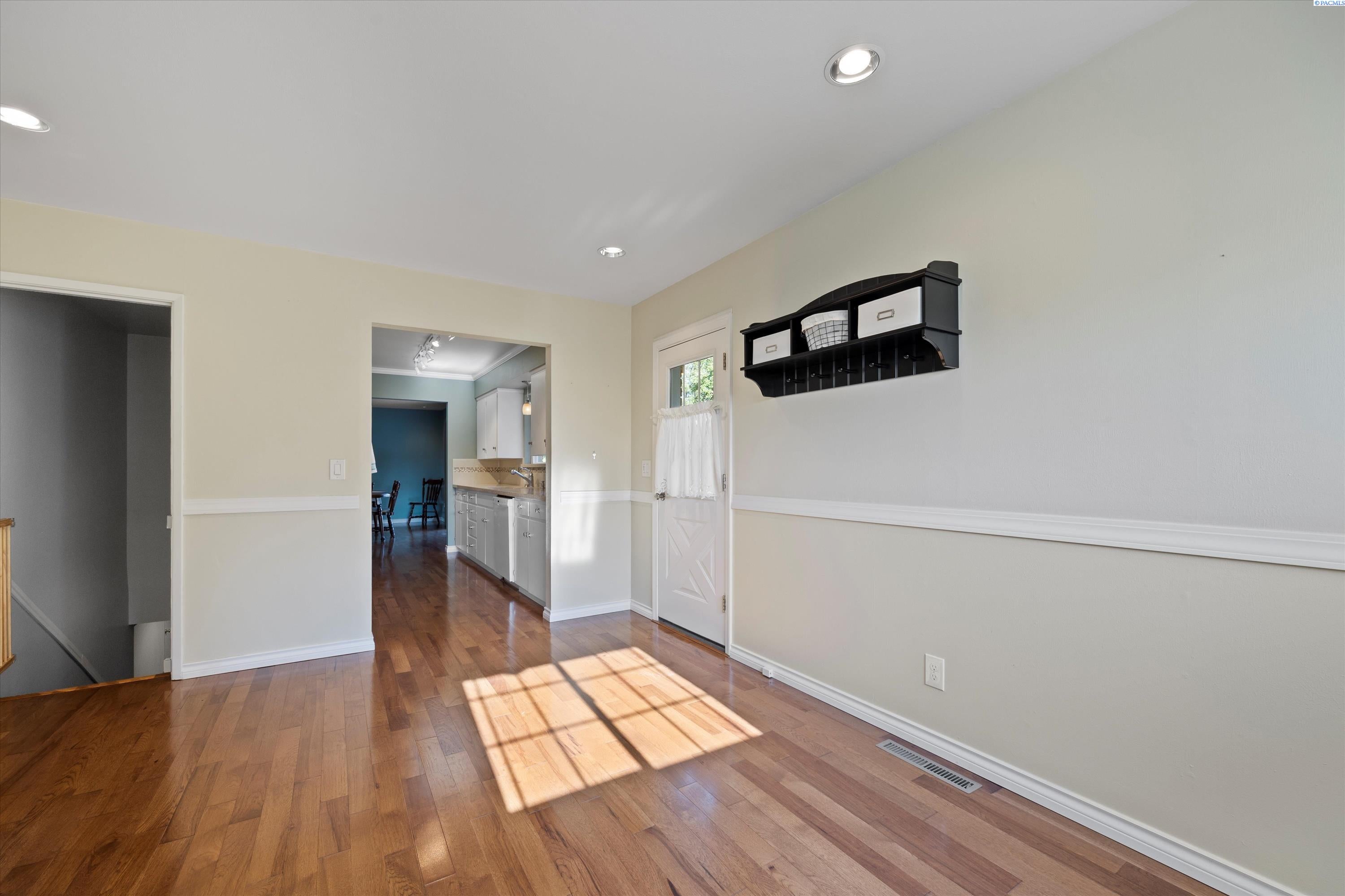 180001 Robertson Road Grandview, WA 98930 - Photo 29 of 47 Gallery Image 29