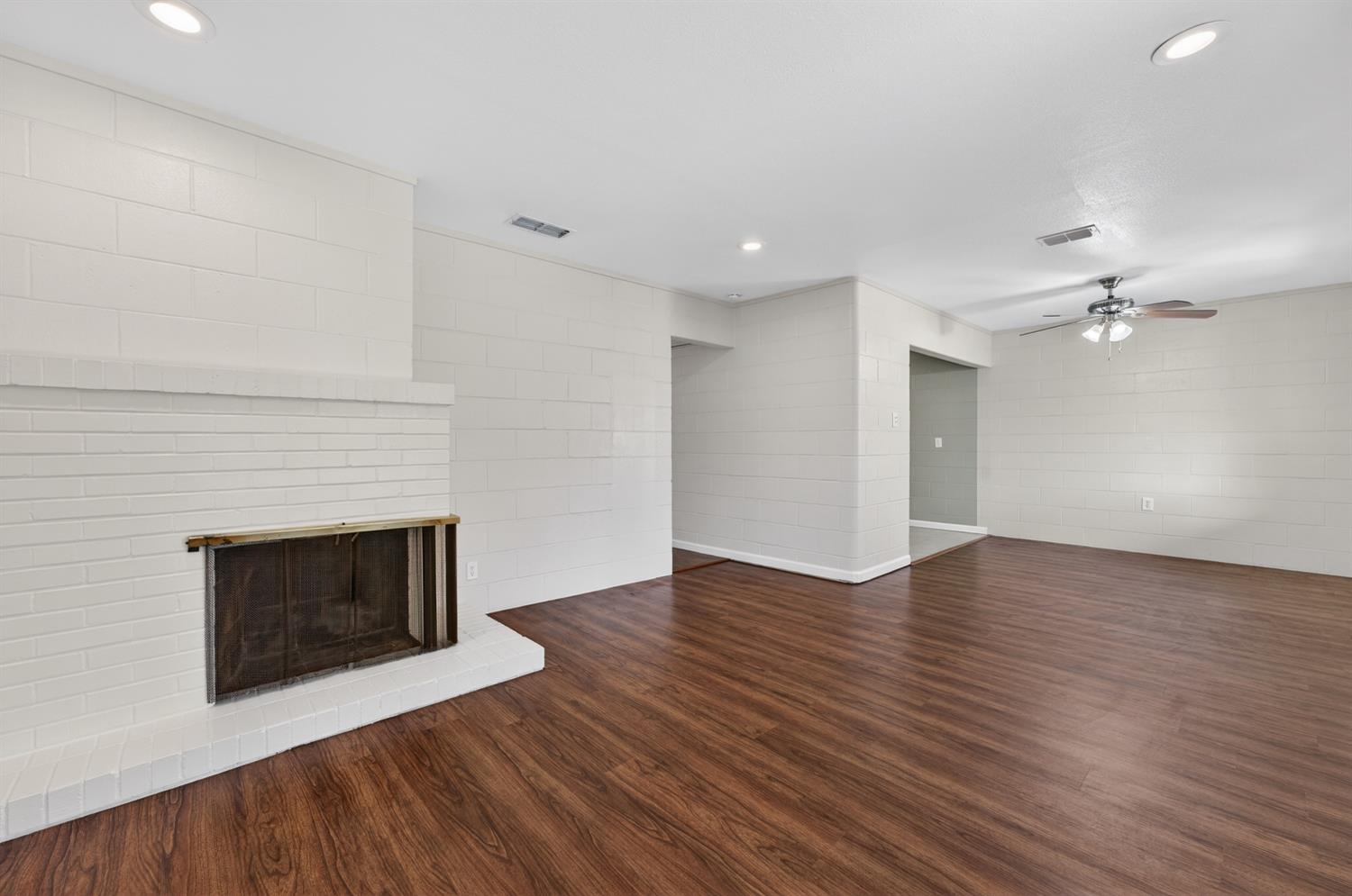 3009 Howe Avenue Sacramento, CA 95821 - Photo 5 of 33