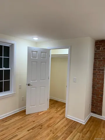a view of entryway with chandelier