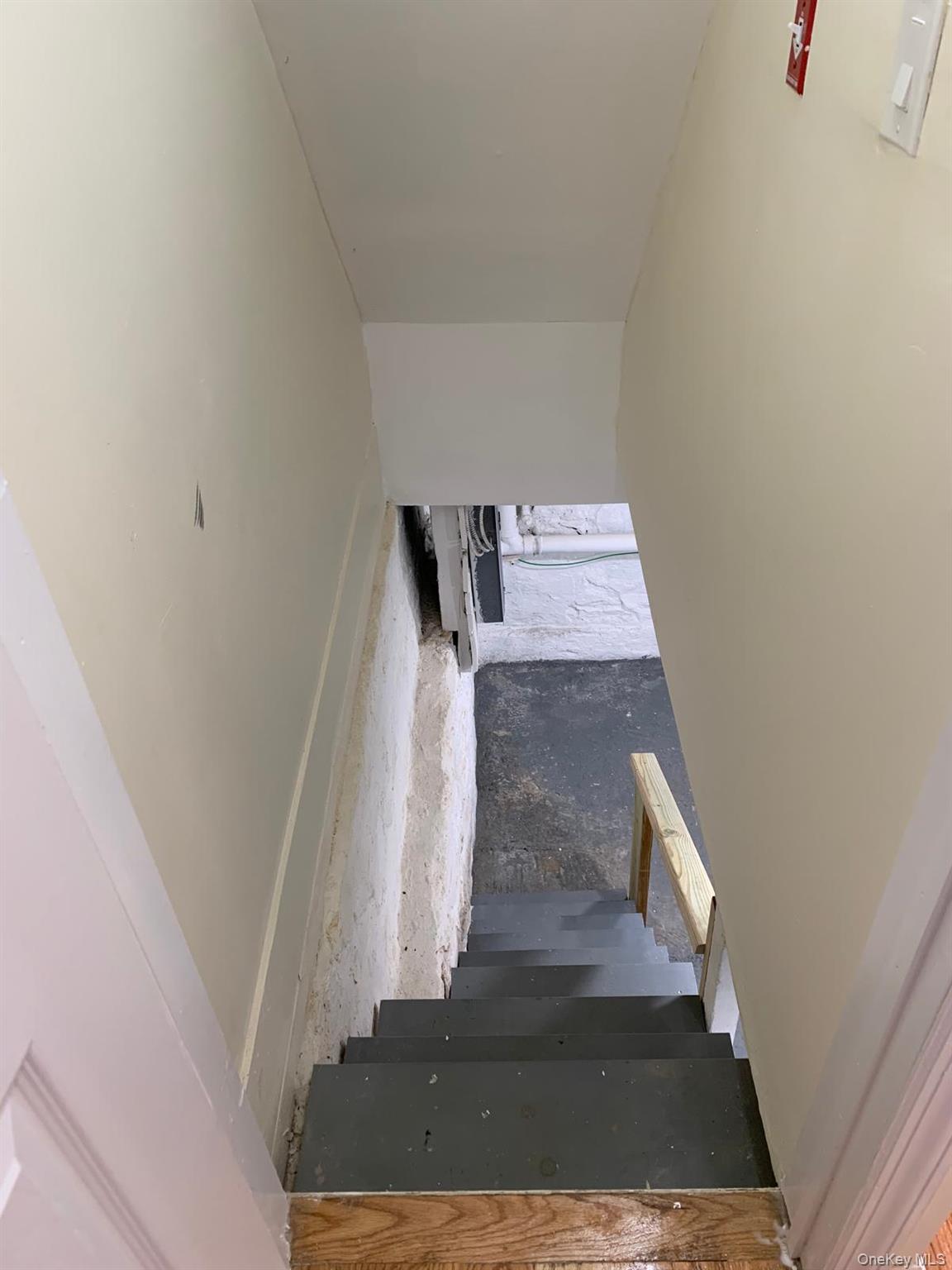 39 Ann Street Ossining, NY 10562 - Photo 21 of 27 a view of entryway