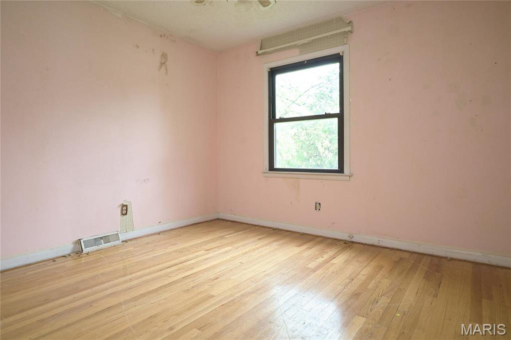 33 Mandalay Drive Manchester, MO 63021 - Photo 12 of 17