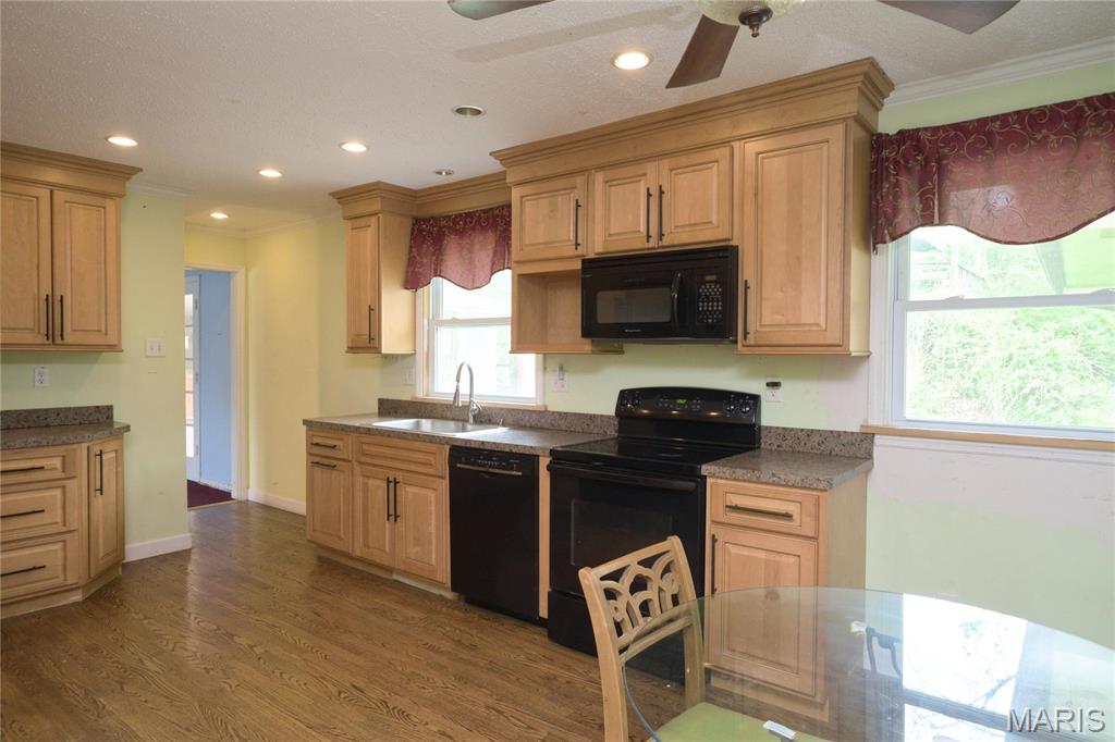 33 Mandalay Drive Manchester, MO 63021 - Photo 4 of 17