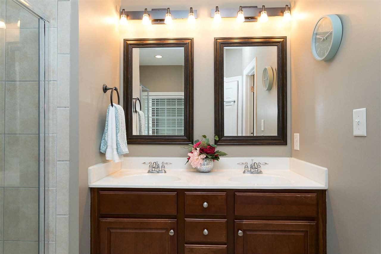 3511 Edgemont Drive Raleigh, NC 27612 - Photo 19 of 30 Master Bath