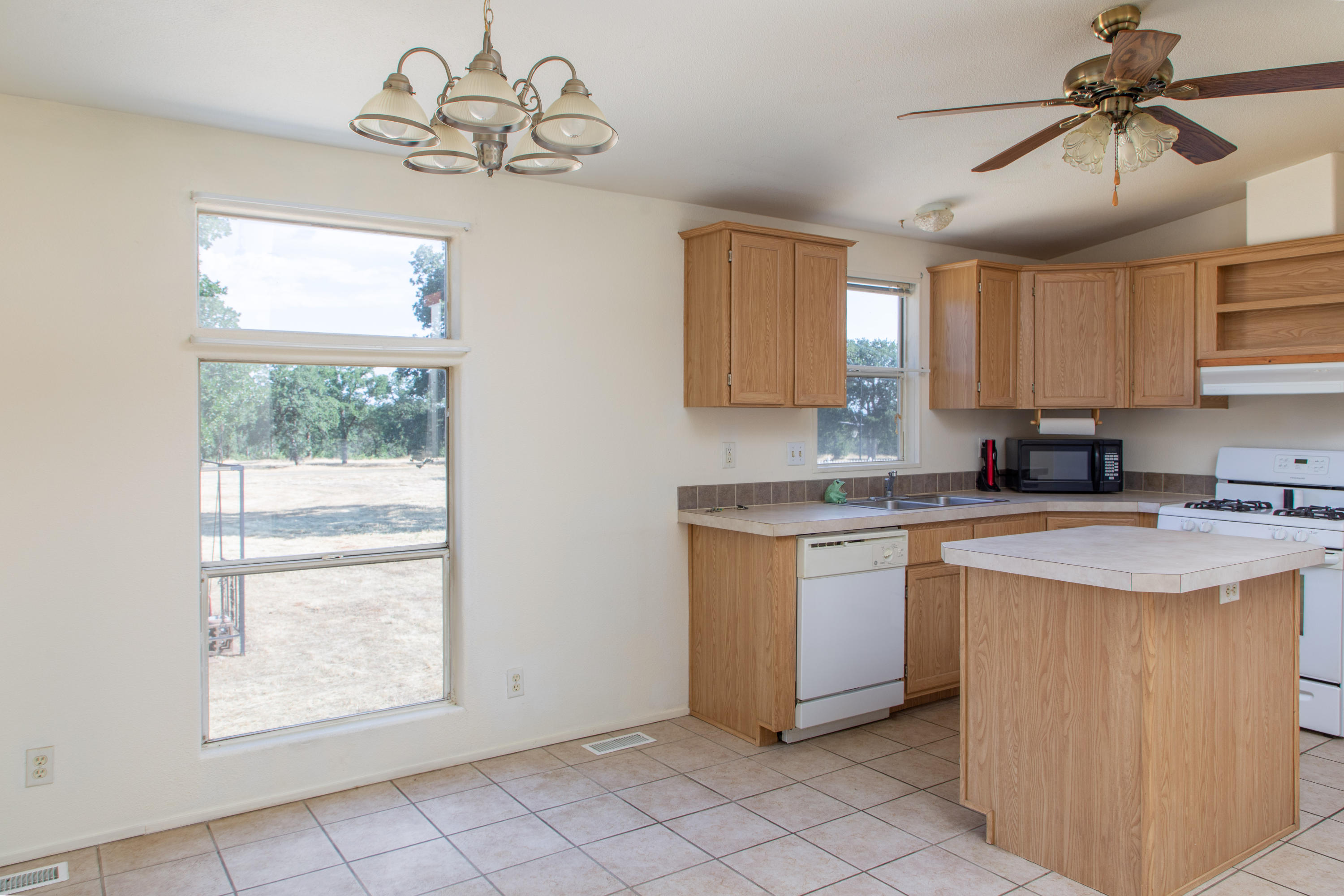 17710-770 Quail Ridge Road Cottonwood, CA 96022 - Photo 23 of 64 254A1230-Edit