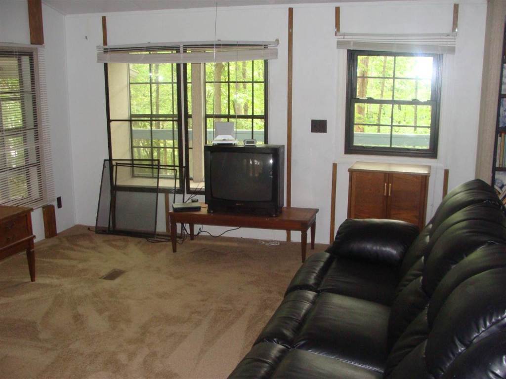 23048 Mcdonald Pte Road Seneca, SC 29672 - Photo 8 of 13