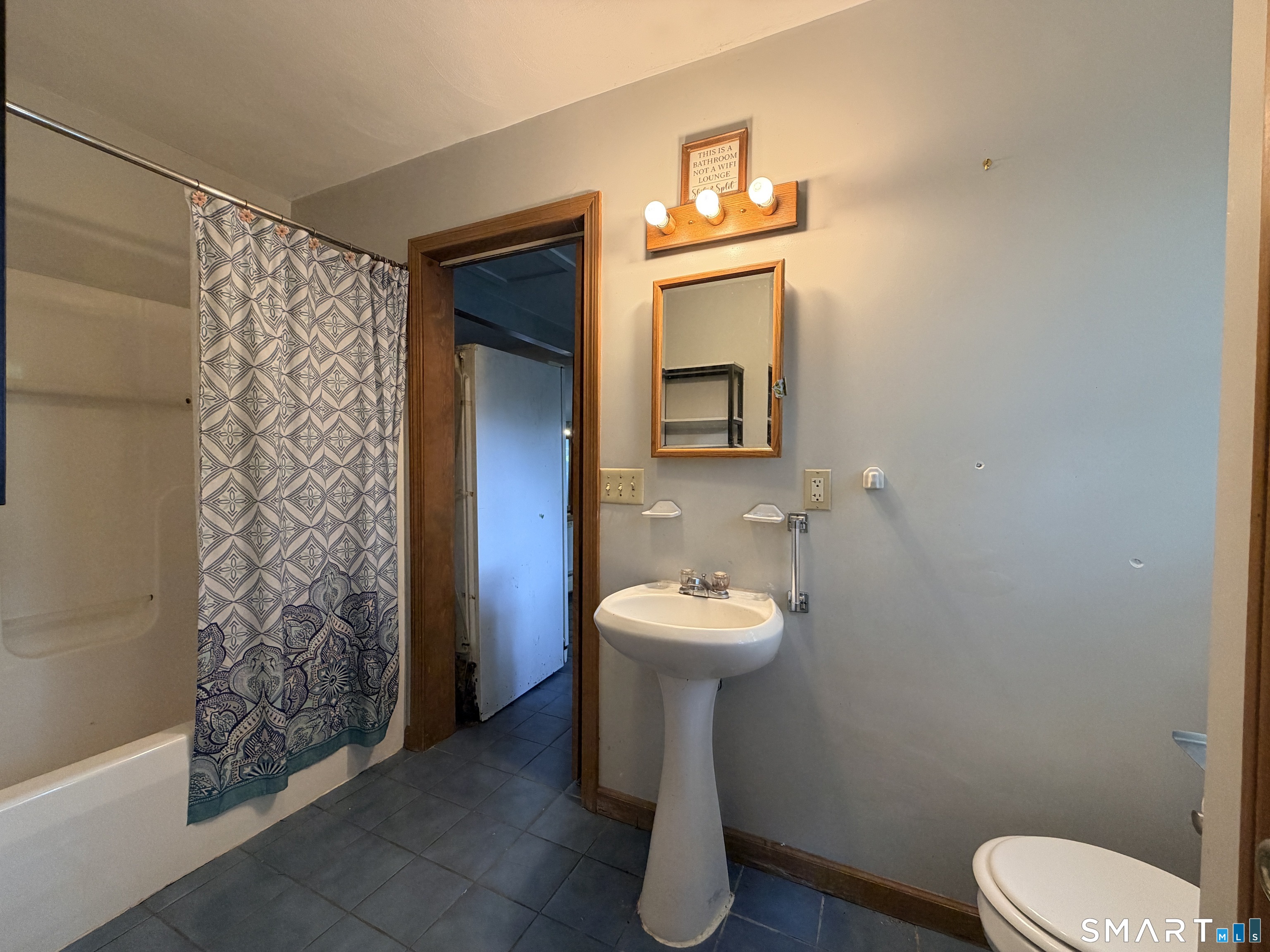 111 Island Road Killingly, CT 06241 - Photo 17 of 21 Gallery Image 17
