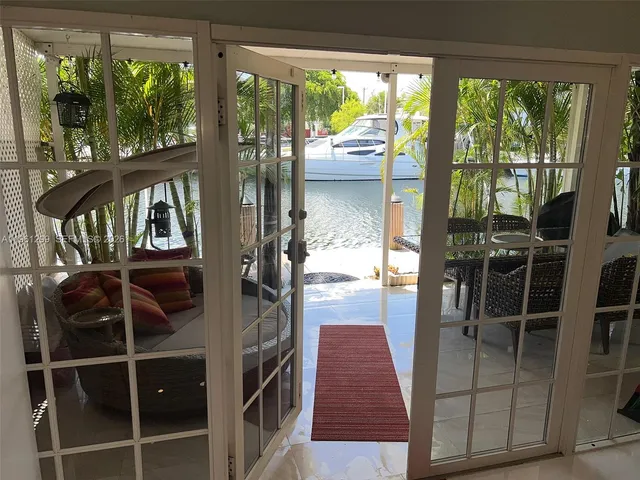 $3,990 | 3756 Northeast 167th Street, Unit 44, North Miami Beach, FL 33160