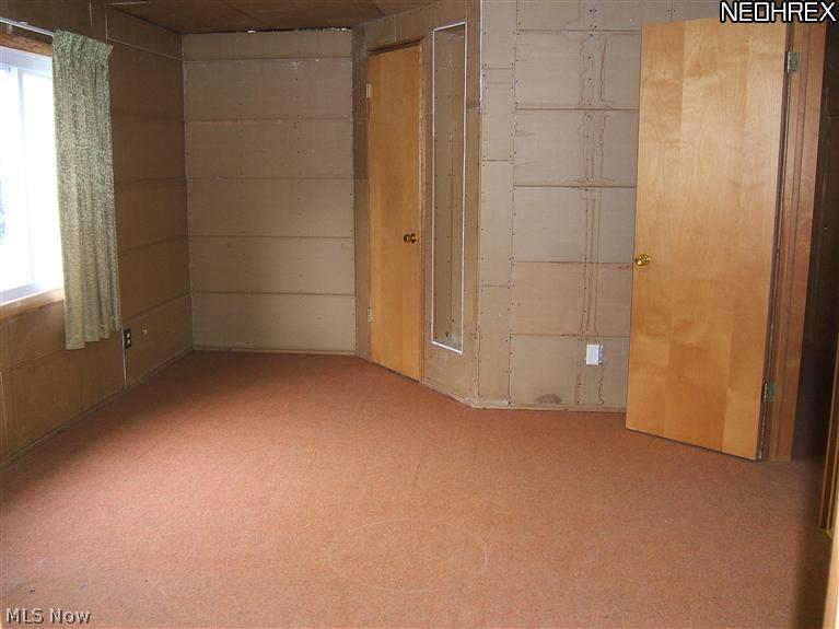 11715 Derby Road Garfield Heights, OH 44125 - Photo 9 of 17