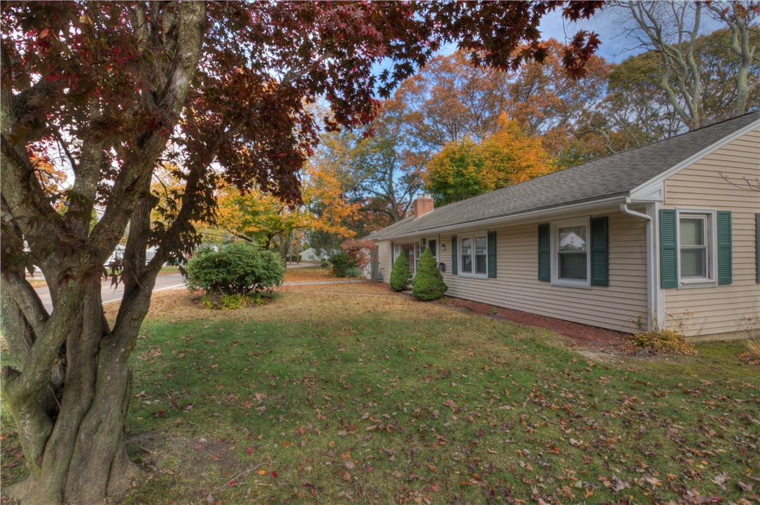 270 Diamond Hill Road Warwick, RI 02886 - Photo 6 of 26 Gallery Image 6