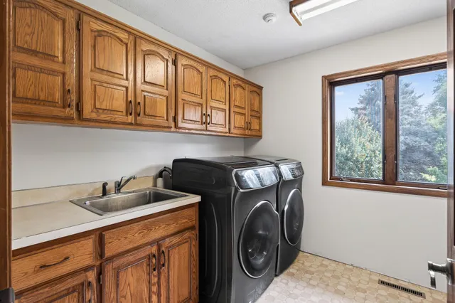 $550,000 | 8805 Inverness Terrace, Brooklyn Park, MN 55443