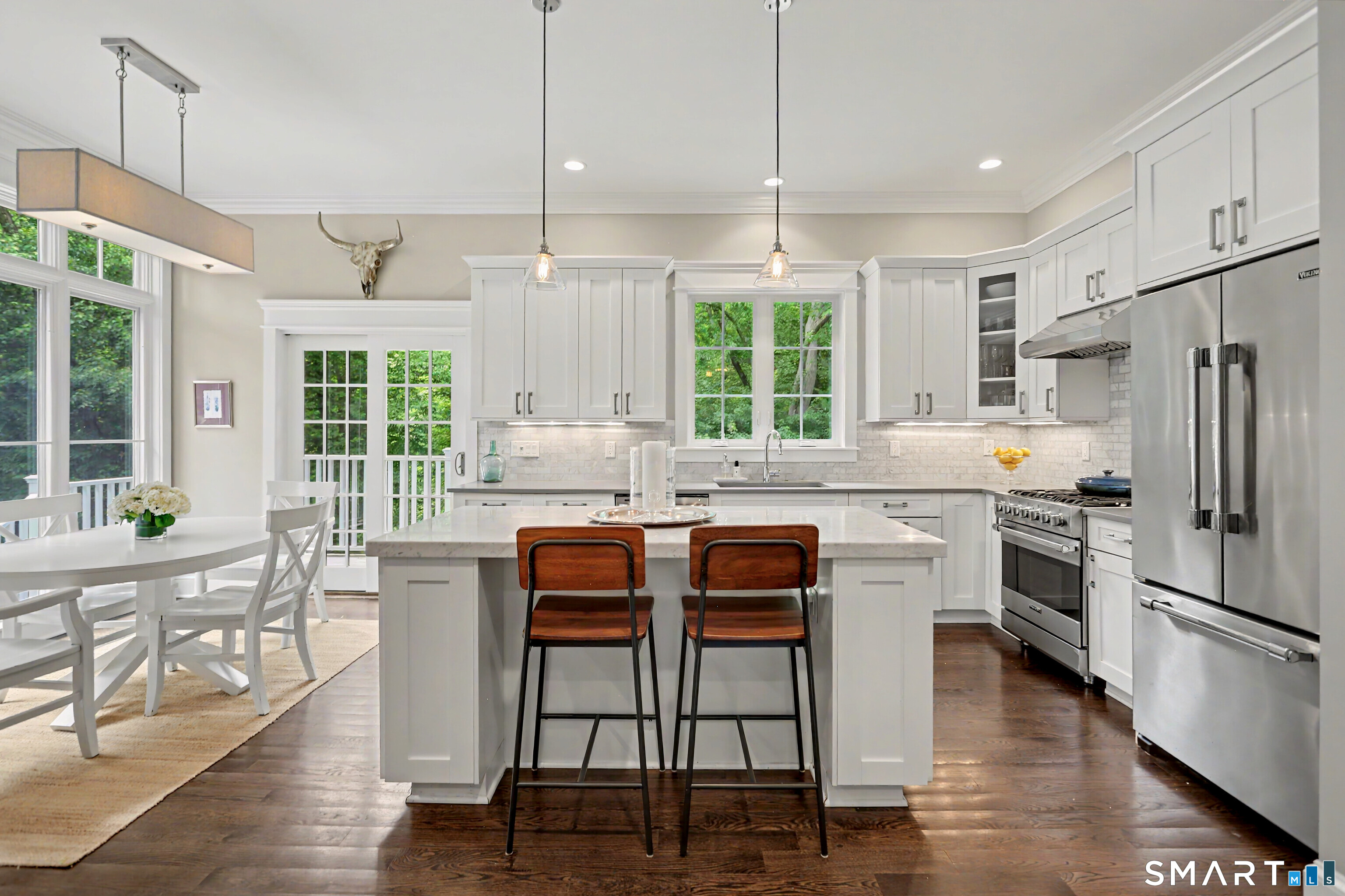 1192 Catamount Road Fairfield, CT 06824 - Photo 9 of 37
