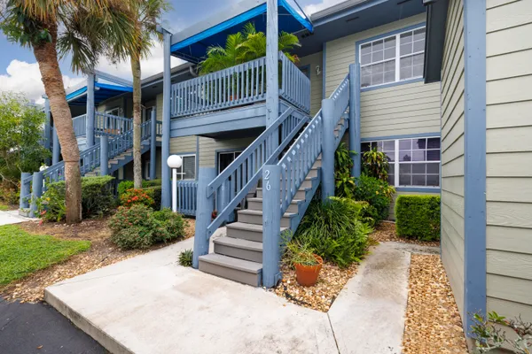 $190,000 | 1421 Northeast 14th Court, Unit Q26, Jensen Beach, FL 34957