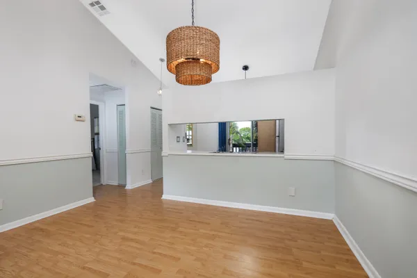 $190,000 | 1421 Northeast 14th Court, Unit Q26, Jensen Beach, FL 34957