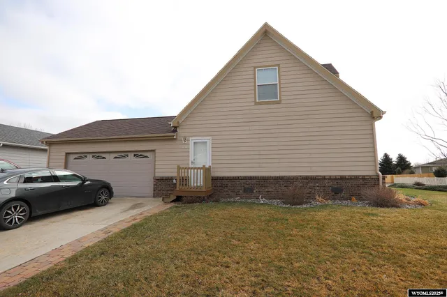 $485,000 | 1701 Sagebrush Drive, Sheridan, WY 82801