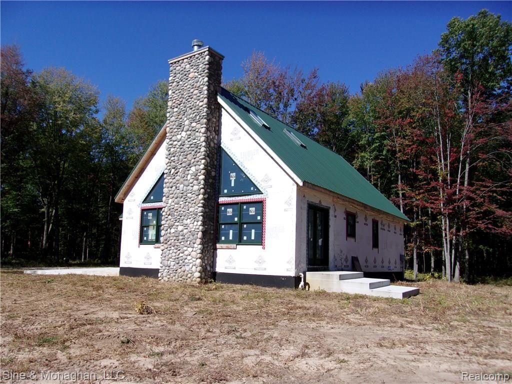 6123 High Road Algonac, MI 48001 - Photo 9 of 37