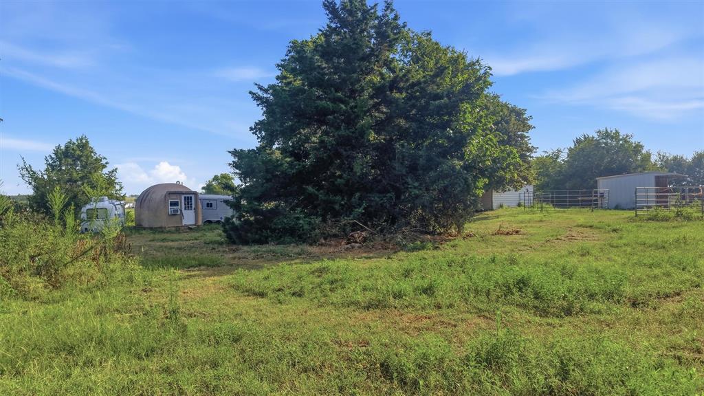 1614 West Line Road Whitesboro, TX 76273 - Photo 28 of 34 Gallery Image 28