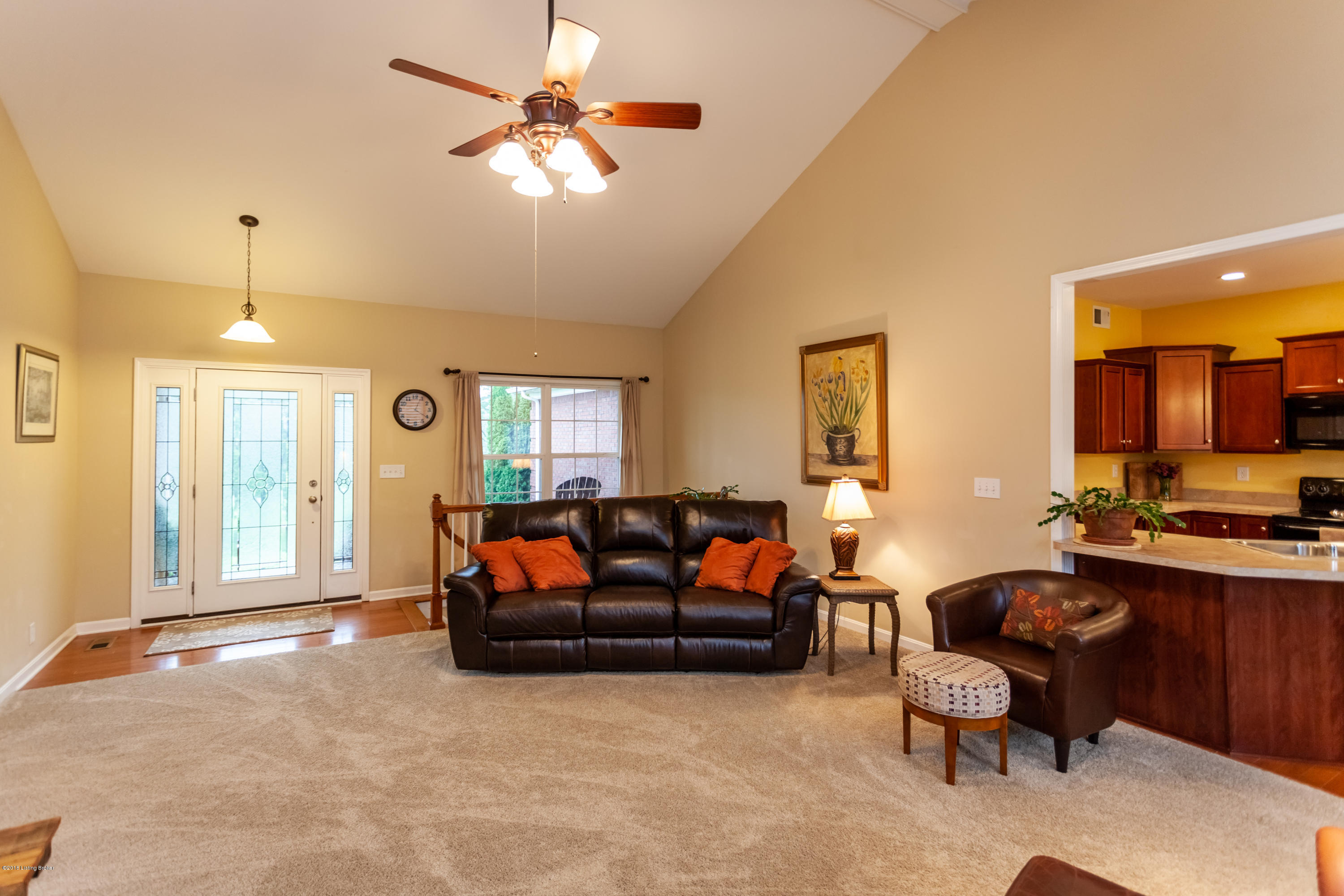 103 Silverview Road Smithfield, KY 40068 - Photo 11 of 64 great room