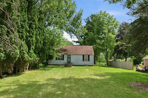 $198,000 | W376-s5156 East Pretty Lake Road, Ottawa, WI 53118