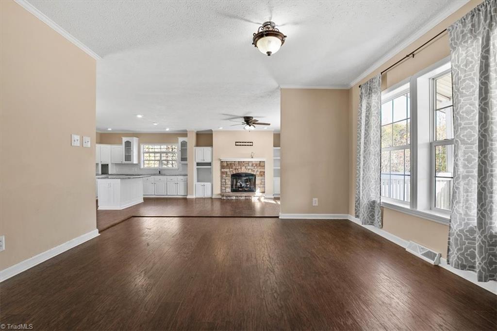 1040 Robin Road Walnut Cove, NC 27052 - Photo 12 of 50 Gallery Image 12