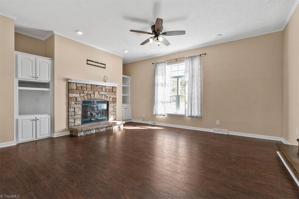 1040 Robin Road Walnut Cove, NC 27052 - Photo 15 of 50 Gallery Image 15