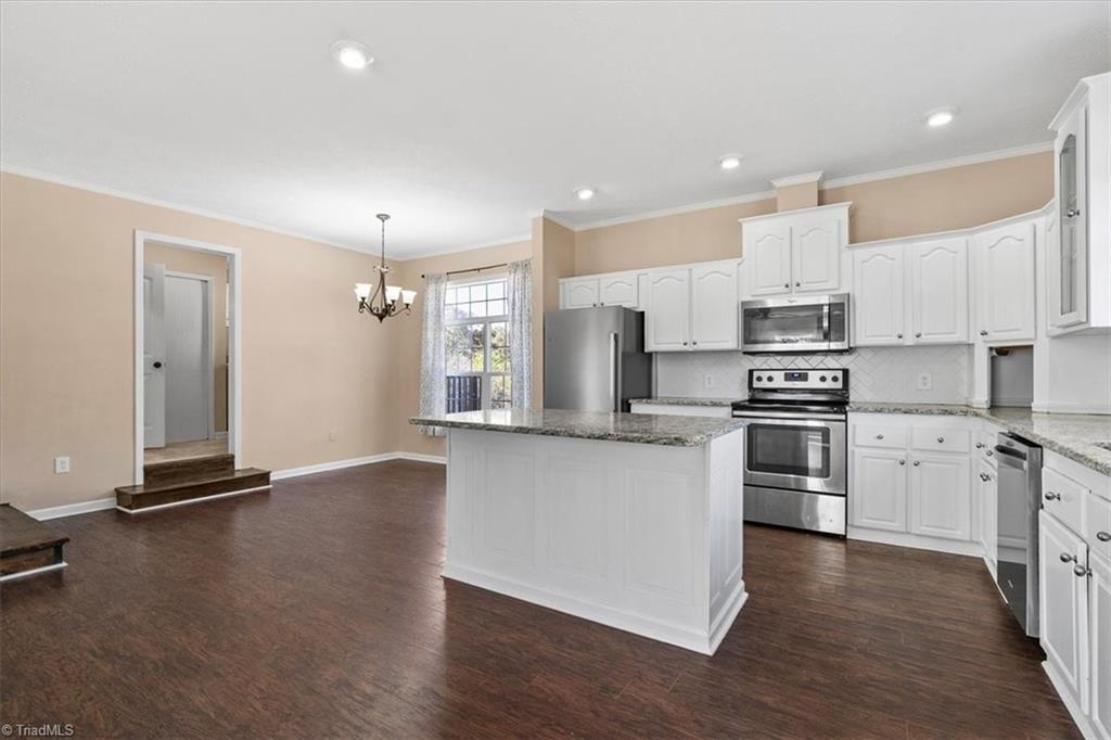 1040 Robin Road Walnut Cove, NC 27052 - Photo 21 of 50 Gallery Image 21