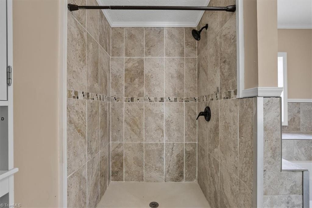1040 Robin Road Walnut Cove, NC 27052 - Photo 34 of 50 Gallery Image 34