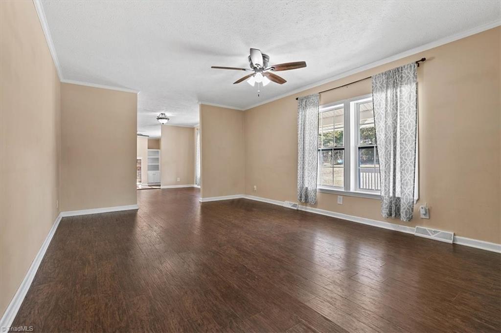 1040 Robin Road Walnut Cove, NC 27052 - Photo 7 of 50 Gallery Image 7