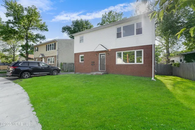 $2,650 | 9 Beacon Terrace, Unit 1, Keansburg, NJ 07734