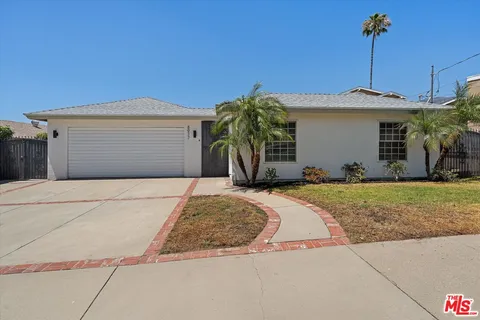 $999,000 | 8977 Riderwood Drive, Sunland, CA 91040