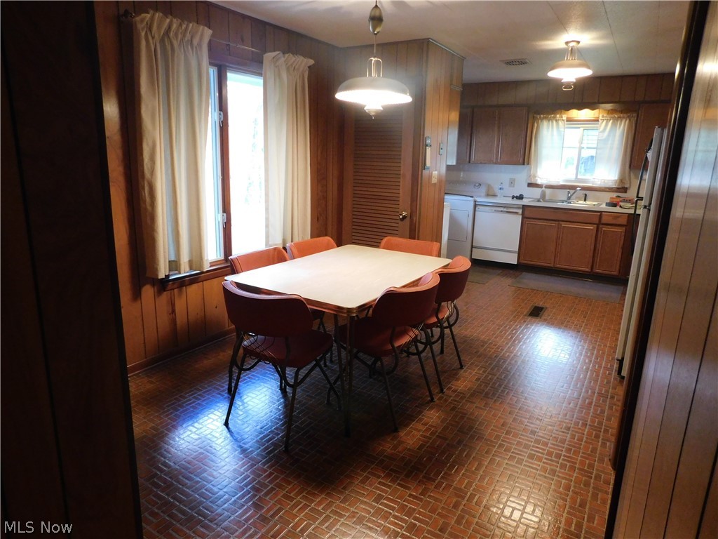 4262 Burkey Road Youngstown, OH 44515 - Photo 17 of 20 Gallery Image 17