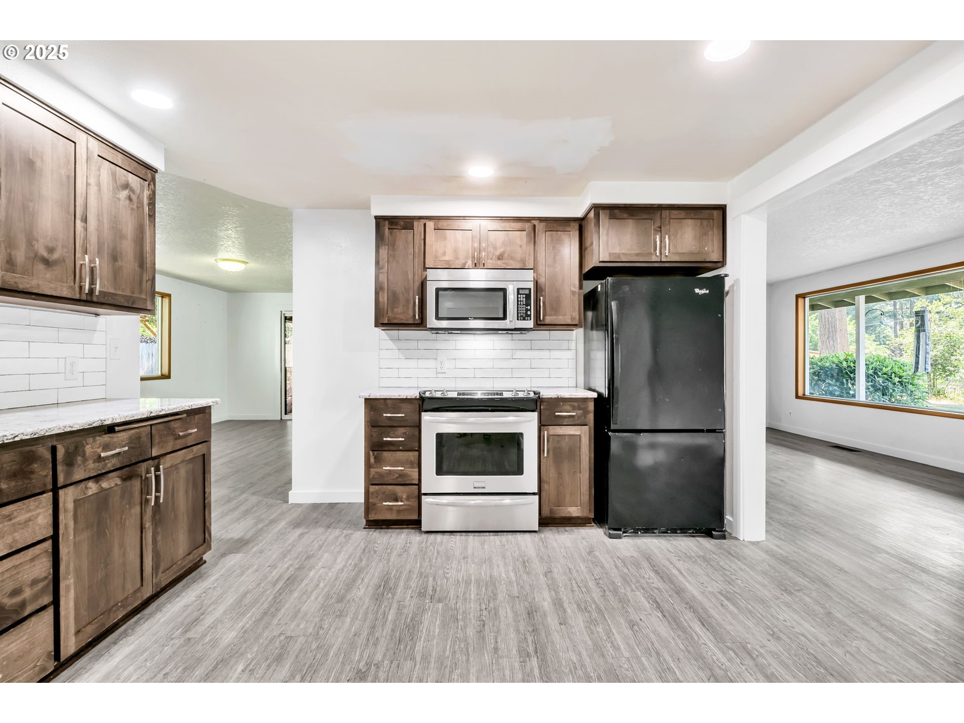 26019 Marina Road Veneta, OR 97487 - Photo 11 of 28