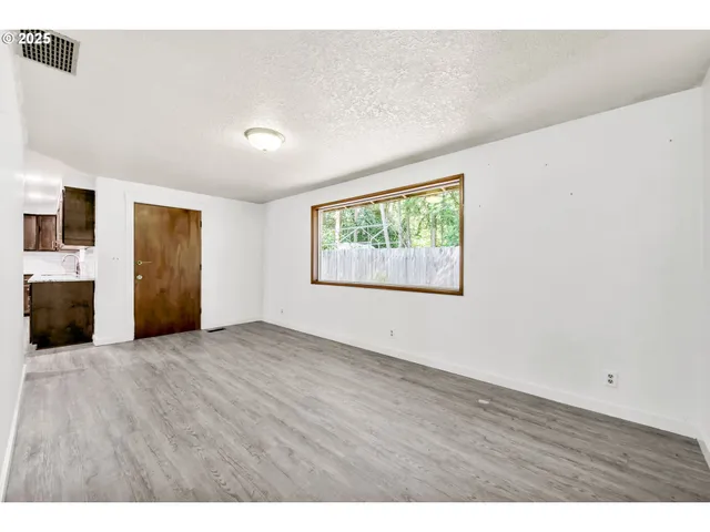 $485,000 | 26019 Marina Road, Veneta, OR 97487