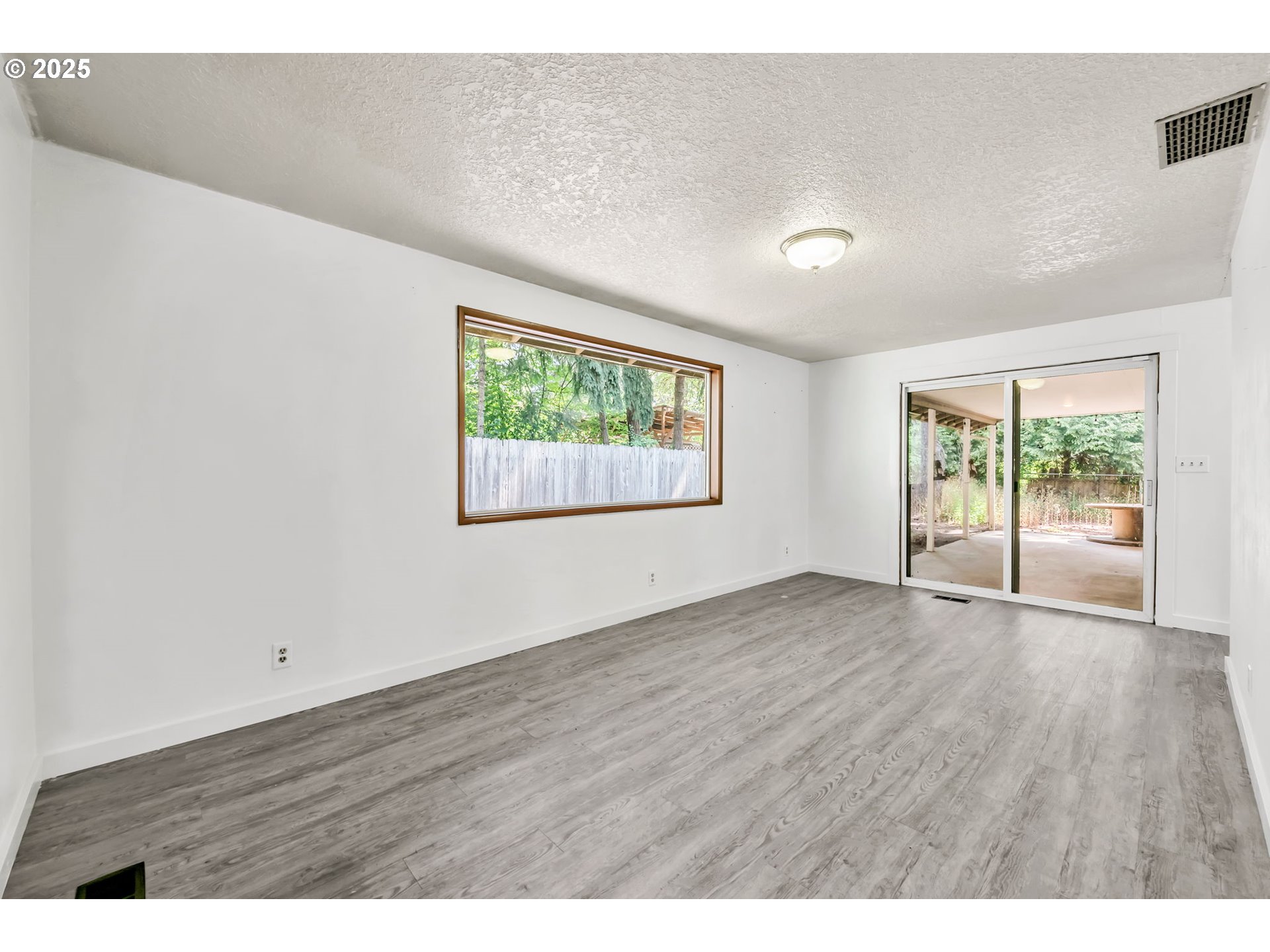 26019 Marina Road Veneta, OR 97487 - Photo 13 of 28