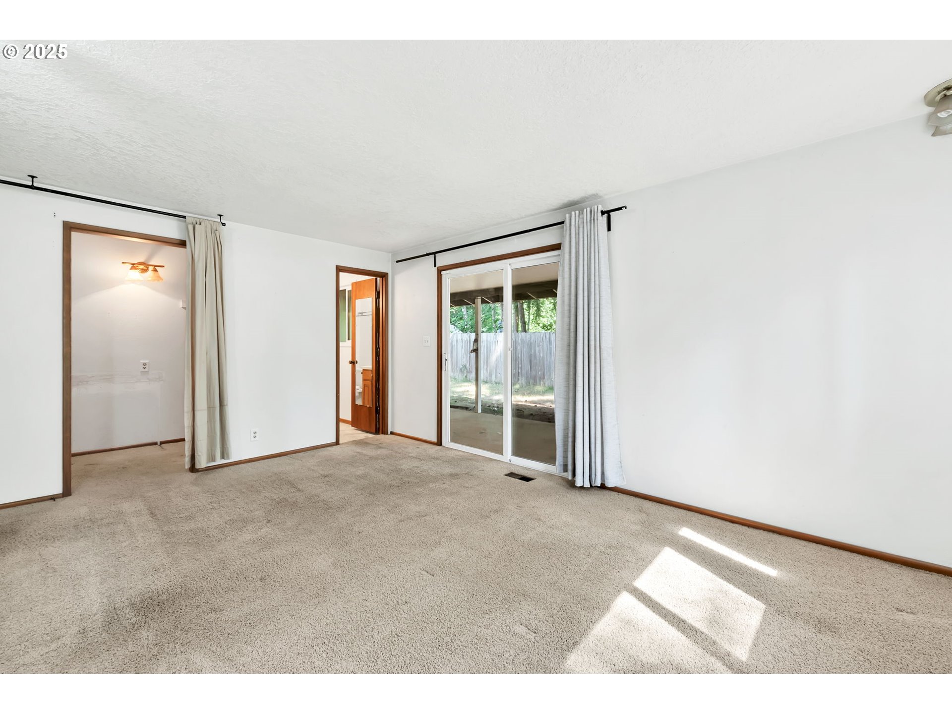 26019 Marina Road Veneta, OR 97487 - Photo 19 of 28