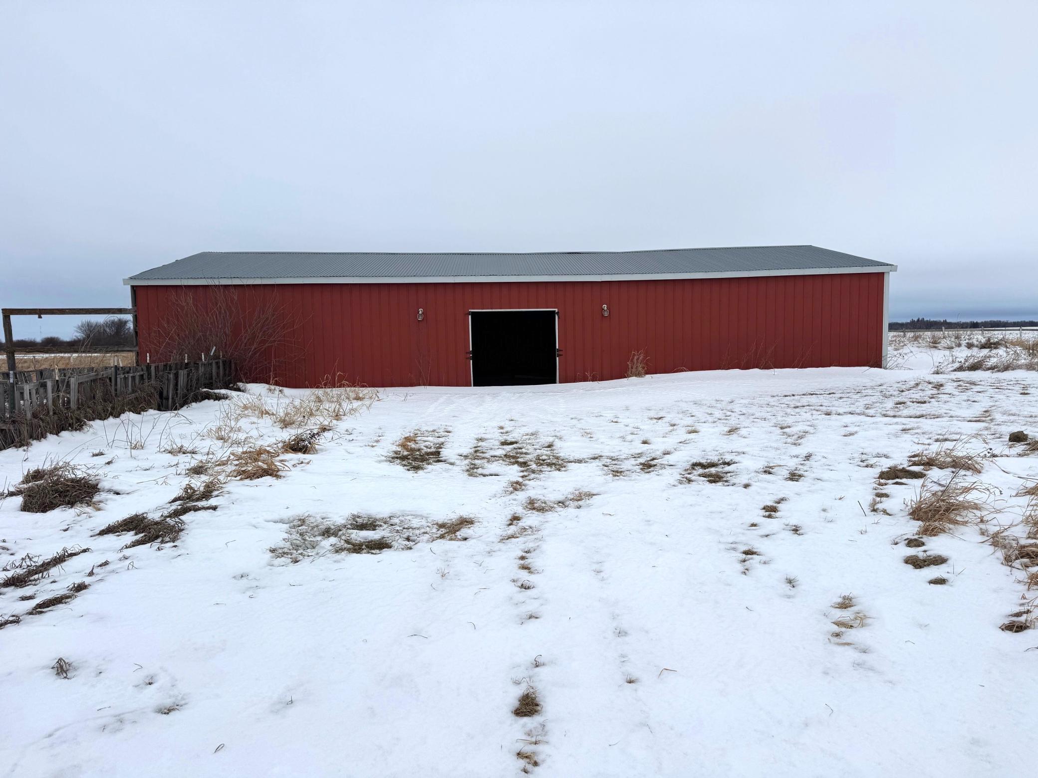 21616 County Road 21 Roseau, MN 56751 - Photo 16 of 20