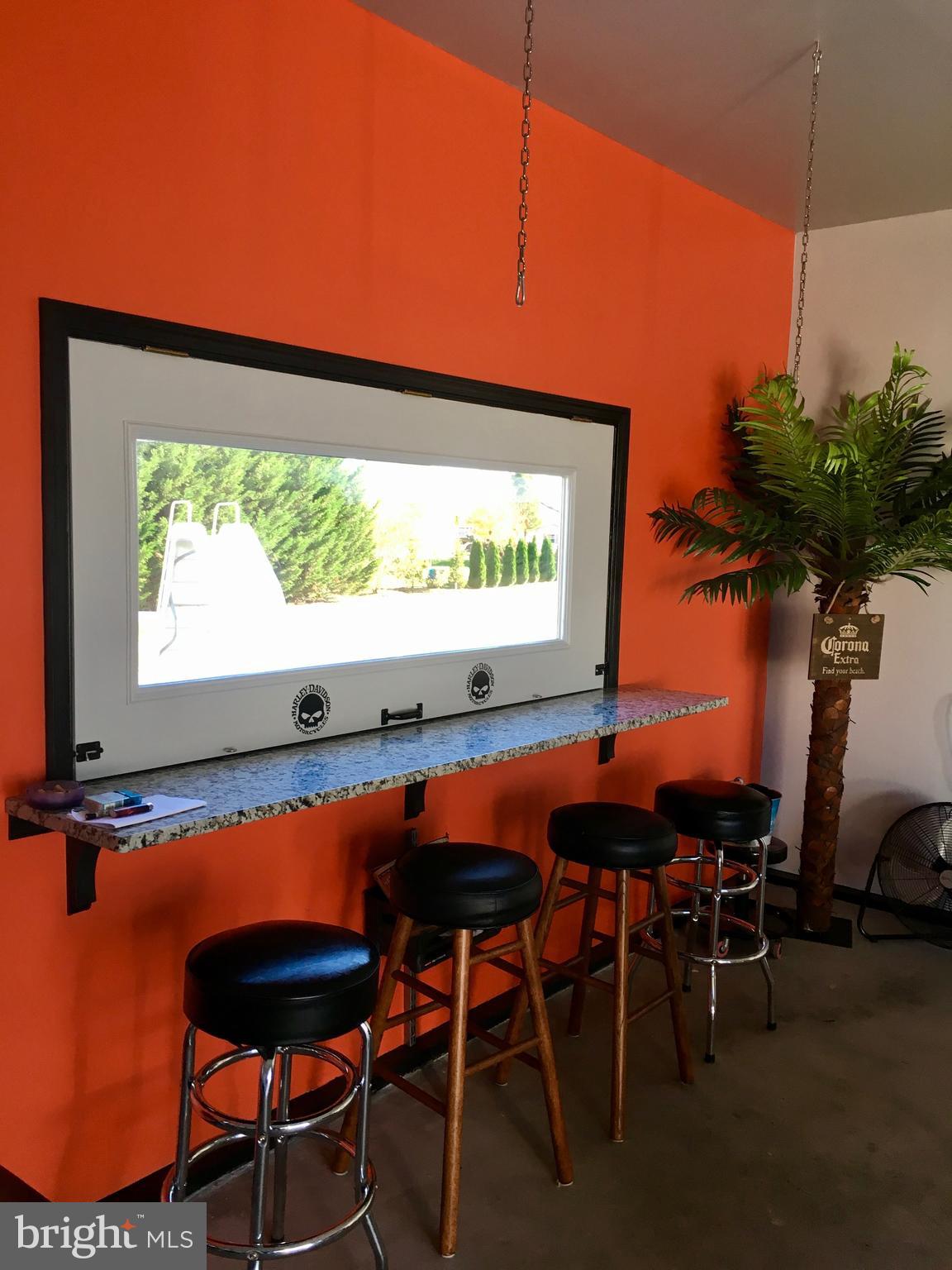 226 York Drive Smyrna, DE 19977 - Photo 42 of 60 a room with furniture and a potted plant
