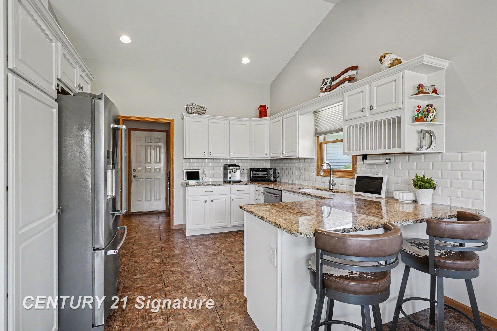3790 North Gleaner Road Freeland, MI 48623 - Photo 8 of 45