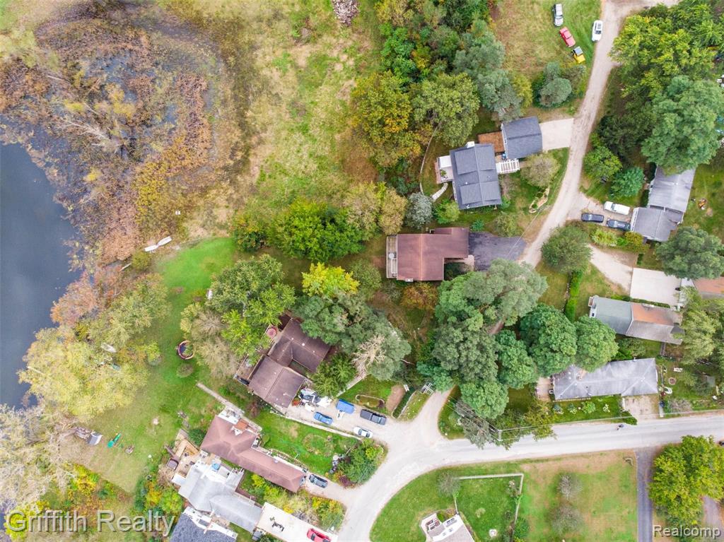 9217 Riverside Drive Brighton, MI 48116 - Photo 39 of 41