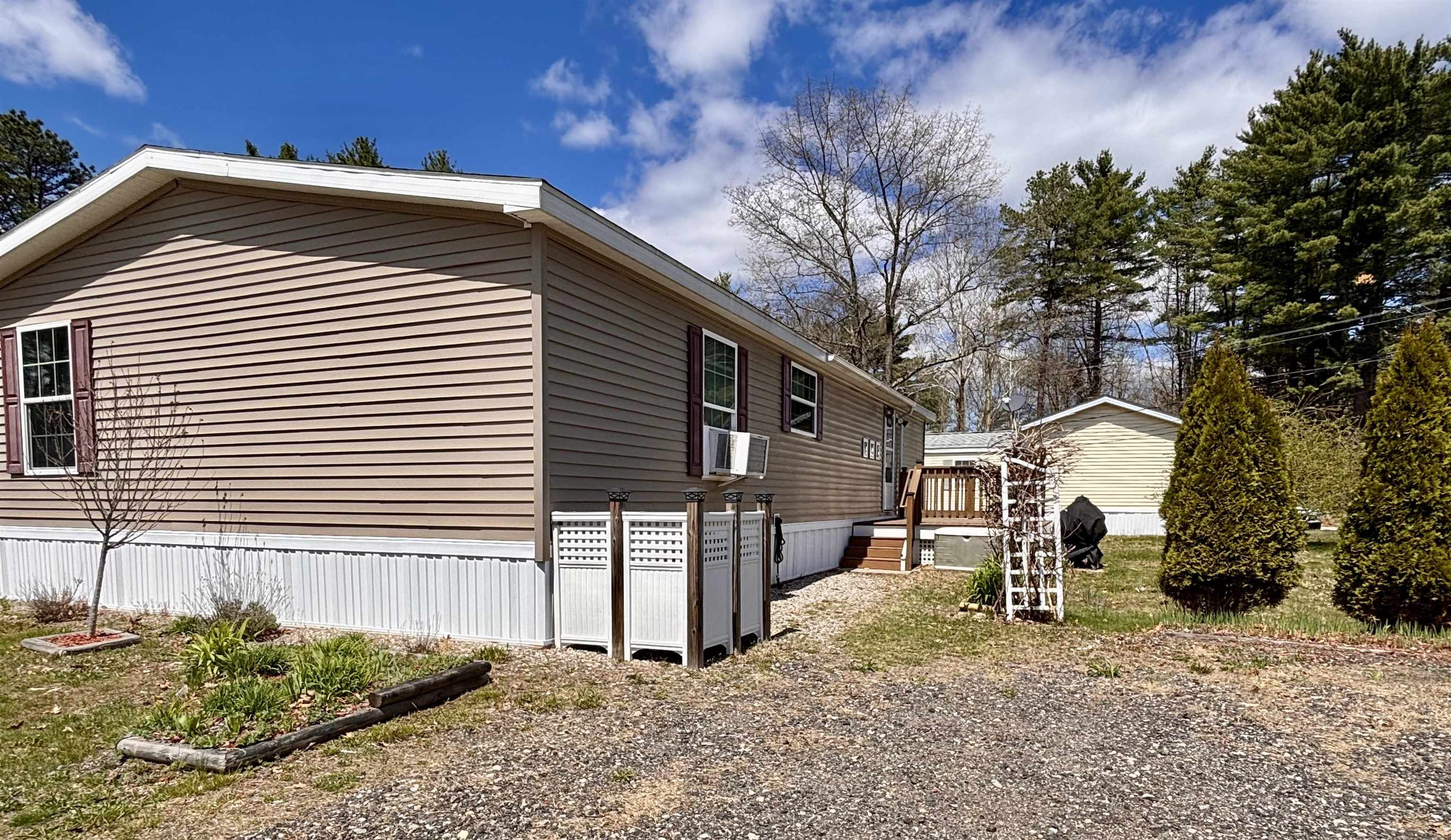 545 Elm Street, Unit 26 Milford, NH 03055 - Photo 13 of 43