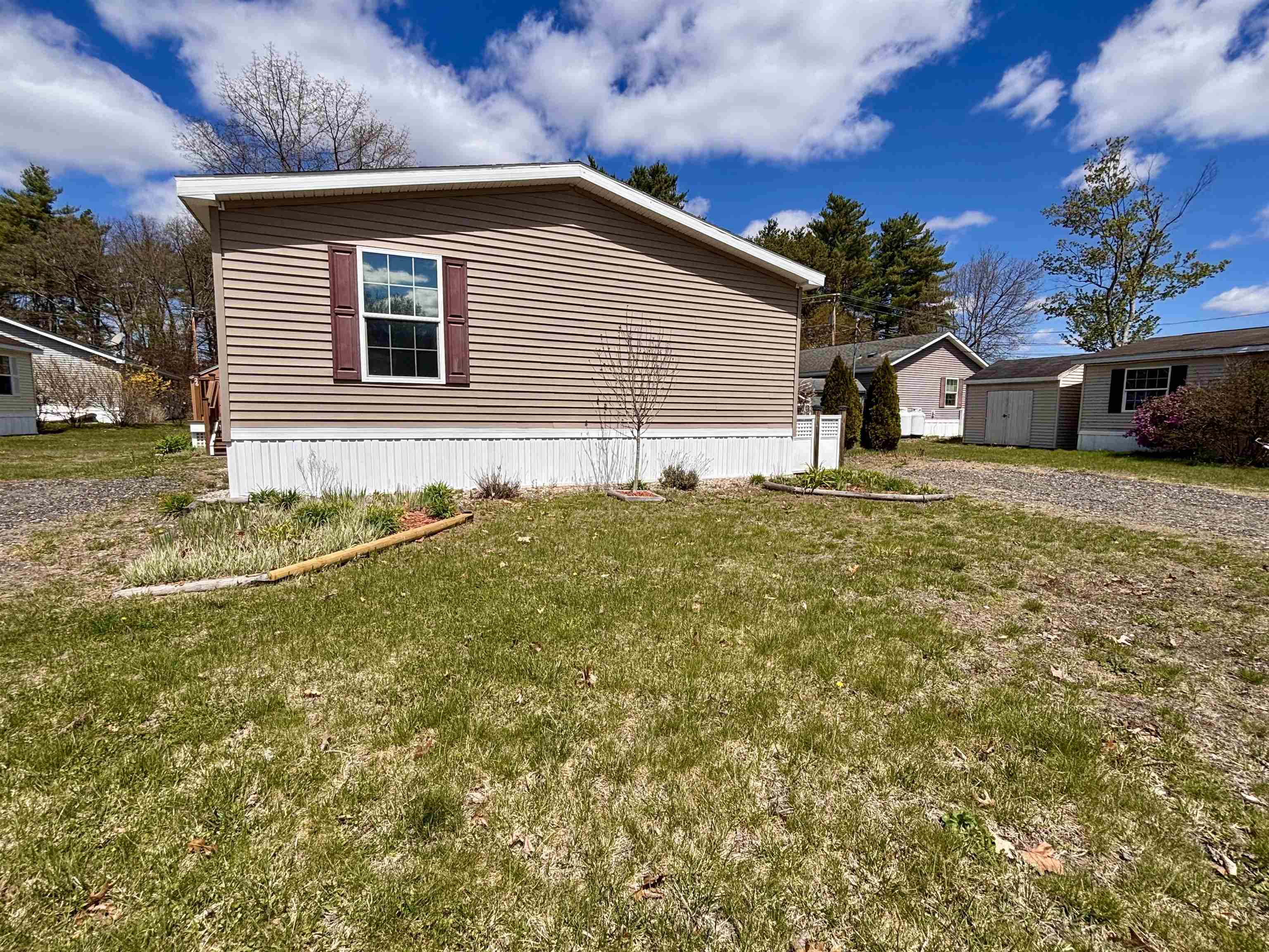 545 Elm Street, Unit 26 Milford, NH 03055 - Photo 14 of 43