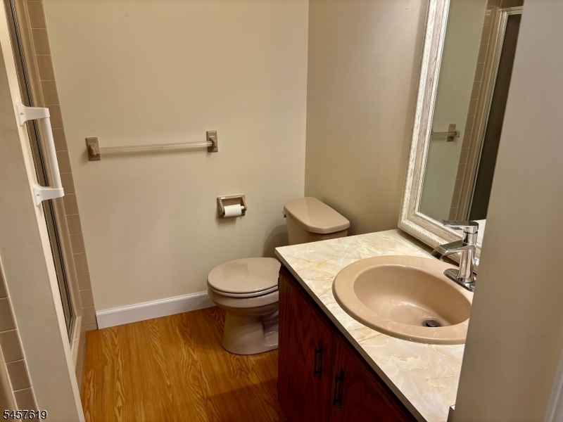 675 Raritan Road, Unit 13 Clark, NJ 07066 - Photo 11 of 22 Gallery Image 11