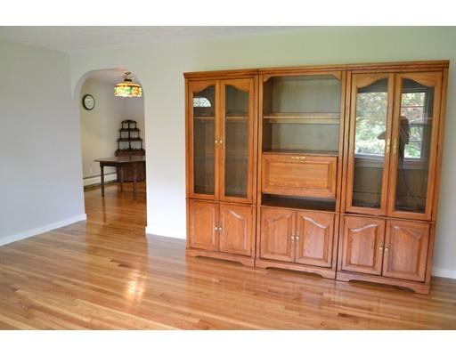 8 Indian Path Road Grafton, MA 01536 - Photo 8 of 28 Gallery Image 8