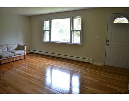 8 Indian Path Road Grafton, MA 01536 - Photo 9 of 28 Gallery Image 9