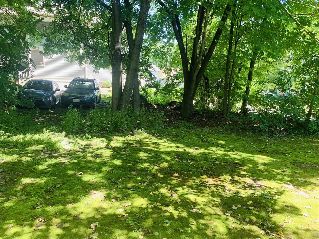 409 Worcester Street Southbridge, MA 01550 - Photo 7 of 27