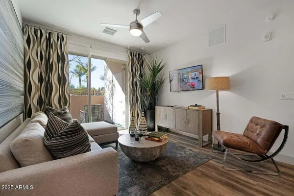 $2,153 | 250 East Ray Road, Unit 3, Chandler, AZ 85225